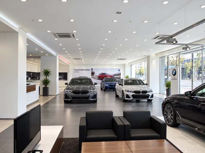 천안 BMW쇼룸 전시장 전경